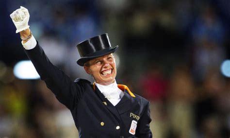 She won her first olympic gold medal at the 2000 summer olympics, the same year runner marion jones won her first olympic gold medal. Topruiter 1