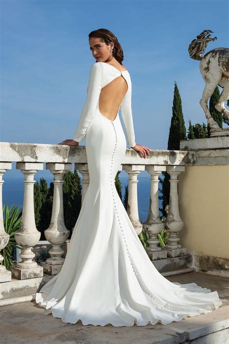 Brautkleider und hochzeitskleider in berlin & hamburg. Fit-and-Flare-Brautkleid mit U-Boot-Ausschnitt, langen ...