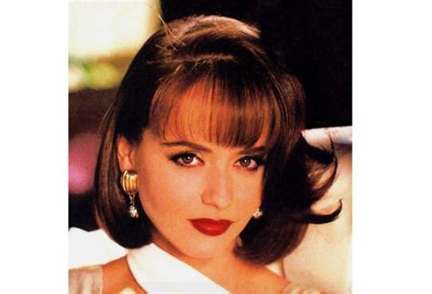It aired from february 9 to july 24, 1998 and it concluded with 102 episodes. La Usurpadora: Gabriela Spanic será reemplazada por Sandra Echeverría | RCN Radio