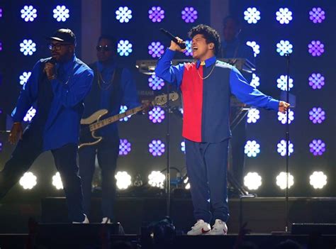 Bruno Mars Performed A Showstopping Rendition Of Thats What I Like