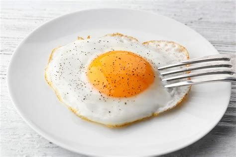 8 Resep Telur Ceplok Enak Dan Praktis