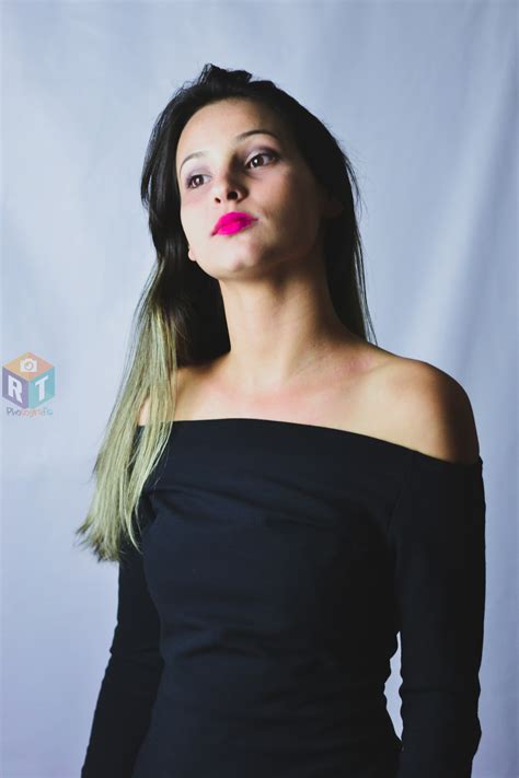 Free Images : modelo, beauty, human hair color, girl, shoulder
