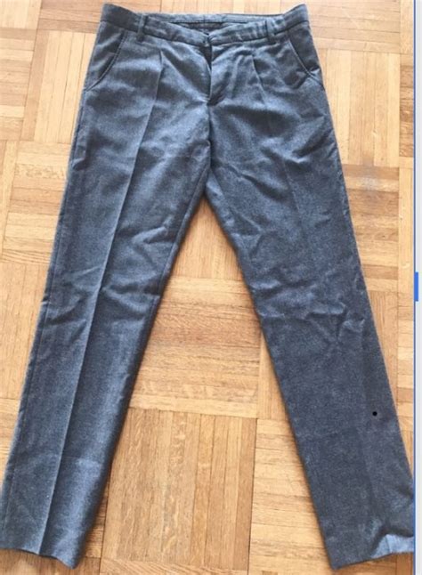 Balibaris est une marque française créée en 2010. Pantalon en laine IKKS gris homme à vendre