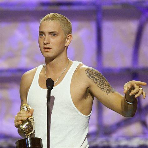 Eminem — слушать песни онлайн. Schock-Fotos aufgetaucht: Eminem kaum wiederzuerkennen ...