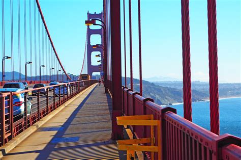 Enjoy this gallery of historic images of the golden gate bridge, including construction in the 1930s, opening day in may 1937, and chief engineer and visionary joseph strauss. Golden Gate Bridge Info vom USA-Reisen Experten