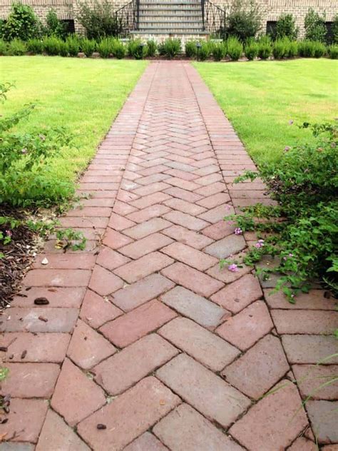 50 Walkway Ideas To Install By Yourself Cheaply | Backyard walkway