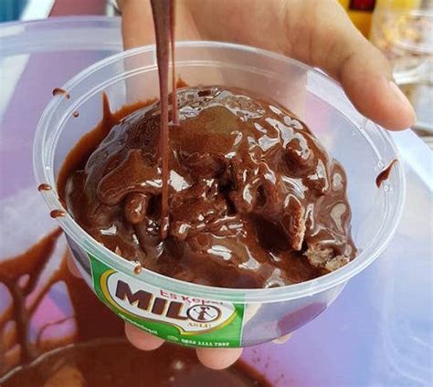 * 8 buah pisang raja/kepok yang tua, dikukus lalu dikupas * es batu. Resep Es Kepal Milo Enak Dan Sederhana - Lumbung Resep