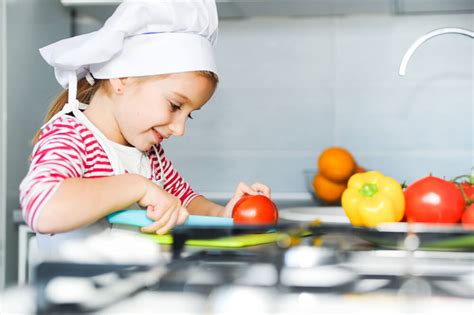 Cocinar Con Niños Por Qué La Afición A La Gastronomía Es Buena Para Su