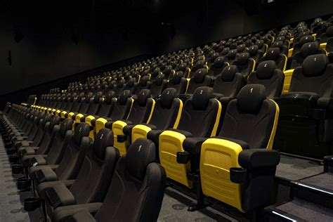 Kino helios w sosnowcu, prócz tradycyjnych seansów filmowych, posiada również specjalną ofertę dla. Bilety - Kino Helios w Katowicach - Se Točí
