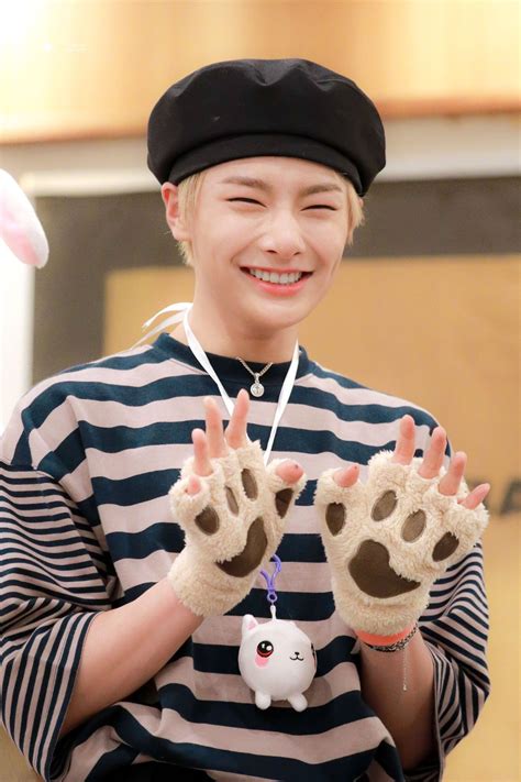 From the story stray kids pics!! Yang Jeong In | I.N | Stray Kids | JYPE VK | Сумасшедшие ...