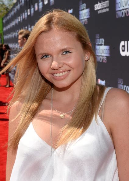 Concrete pillow (feat alli simpson). Alli Simpson Photos Photos - 2013 Young Hollywood Awards ...