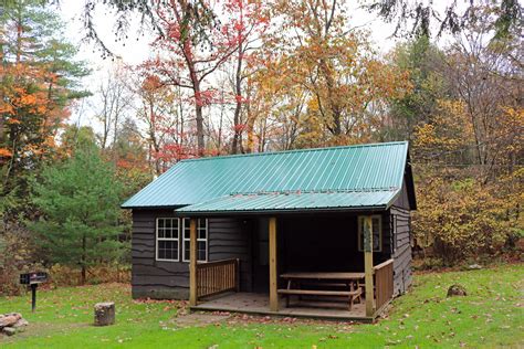 Campsite is located in 9 km from the centre. Whispering Oaks Cabins | Cook Forest Cabins