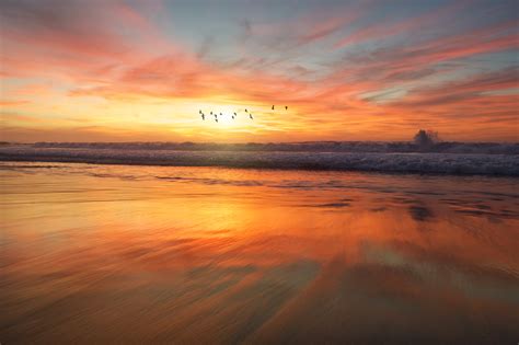 San Diego beach sunrise (Photo credit to Frank McKenna) [4928 x 3280