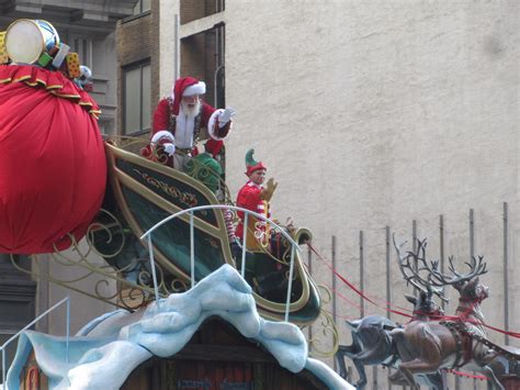 2022 Macys 96th Thanksgiving Day Parade Santa Claus Sleigh Flickr