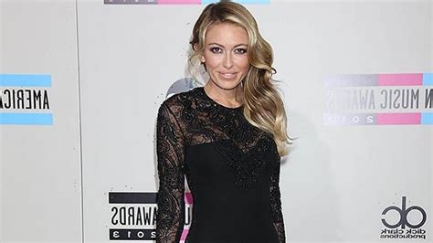 Paulina Gretzky Sizzles In Button Down Mini Dress For Stunning Beach