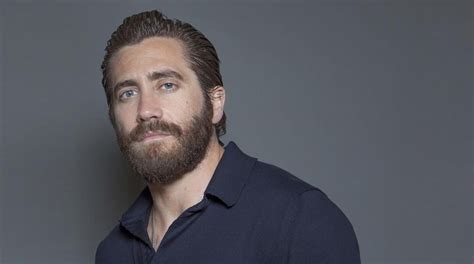 Crime journalism, he blurs the line between observer and participant to become the star of his own story. Jake Gyllenhaal: "Sé que mi trabajo es absurdo, una ridiculez"