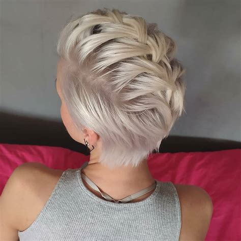 10 Simple Pixie Haircuts For Straight Hair Women Straight Hairstyles 2021