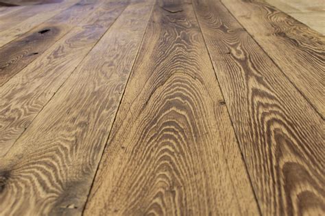 Reclaimed oak floors are actually more environmentally friendly than you might think! Havana Antique Finish Oak Flooring / Tongued & grooved, ready to install