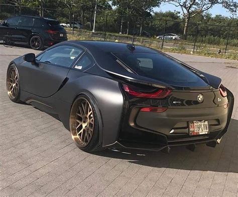 And before you complain one should not do such things to an i8, you have to remember bmw themselves are very fond of fun and vibrant colors. BMW i8 matte black | Bmw, Matte black bmw, Bmw i8