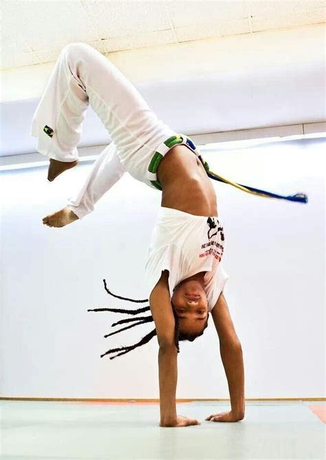 capoeira martial arts workout action poses capoeira girl