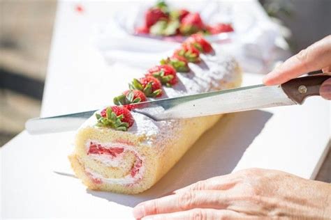 Si distinguono lo strato bianco, di panna cotta, e quello di colore arancio, di gelatina di cachi. TANTE RICETTE DOLCI CON LE FRAGOLE | Fatto in casa da ...