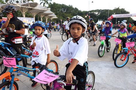 Senarai nama ahli majlis, majlis bandaraya pulau pinang mulai 1 januari 2020 hingga 31 disember 2020. MBSA on Twitter: "MAJLIS BANDARAYA SHAH ALAM ANJUR PROGRAM ...