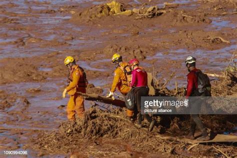 brumadinho dam disaster photos and premium high res pictures getty images