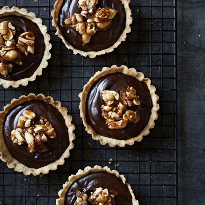 Gordon ramsay is known for many things, but one thing he isn't known for is his aristocratic manners, made famous by well, he didn't disappoint us, but we're pretty sure he's dashed the hopes of a whole bunch of people who were someone showed him a picture of a beautiful dessert their friends made. Best Gordon Ramsay recipes | Dinner Party Recipes | How to cook like a professional | food ...