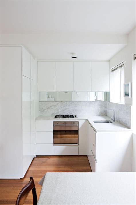 These awesome kitchens don't sacrifice style for function, and yours shouldnt either! The 25+ best Small white kitchens ideas on Pinterest ...