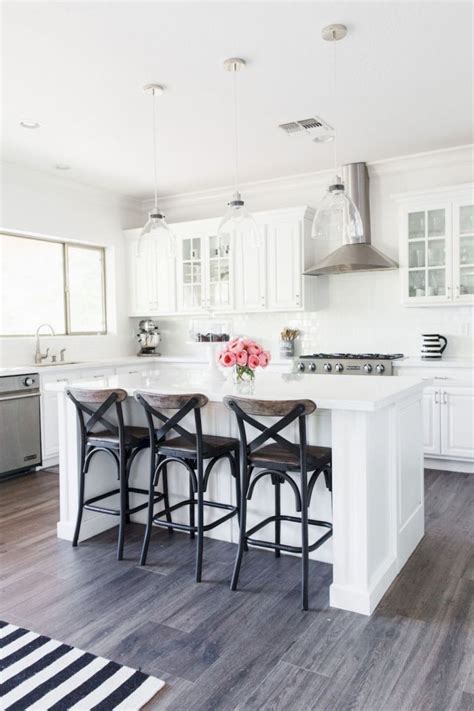 Gorgeous White Farmhouse Kitchen Designs Ideas 25 Kitchen Flooring