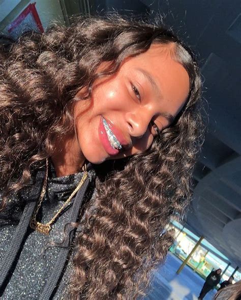 We've broken down what hair colors work best for every skin tone in this handy guide. 𝙥𝙞𝙣: 𝙛𝙡𝙤𝙭𝙠𝙞𝙣𝙗𝙖𝙗𝙮🏁🖤 | Light skin girls, Curly girl ...