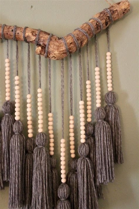 Wall décor and wall art. "Leha" Beaded Gray Tassel Hanging | Yarn wall art, Yarn diy, Wall hanging diy