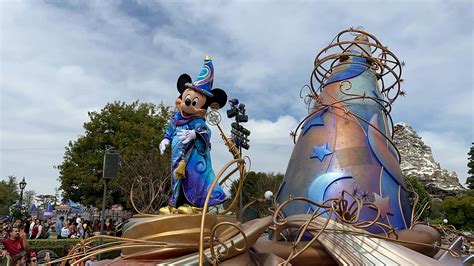 Photos Video New Magic Happens Parade Debuts At Disneyland