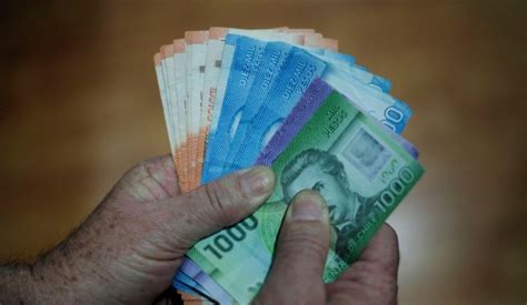 Siendo una acreencia las deudas o créditos que alguien tiene a su favor, dos de las muchas maneras en que podés expresar este término en inglés sería como amount due o financial claim. Acreencias Bancarias: Revisa aquí si tienes pagos por cobrar