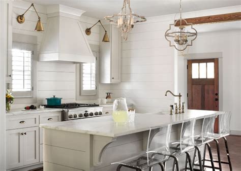 Mar 29, 2021 · view in gallery. Modern Craftsman Farmhouse Design - Home Bunch Interior ...
