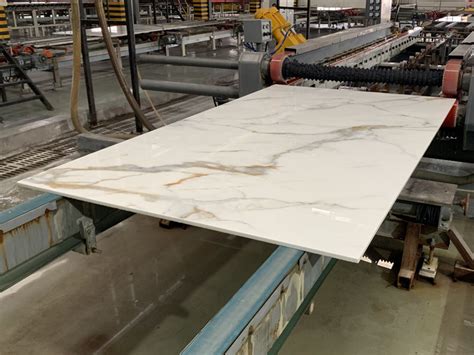 Supply Silestone Unique Eternal Calacatta Gold Quartz Slab Wholesale