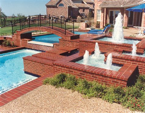 Shop.alwaysreview.com has been visited by 1m+ users in the past month Water Features | Distinctive Pools