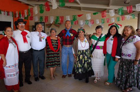 Celebran Adultos Mayores De Dif Celaya Día De La Independencia Dif
