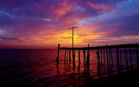 Hd Wallpaper Bahrain Persian Gulf Sea Pier Sunset Purple Sky