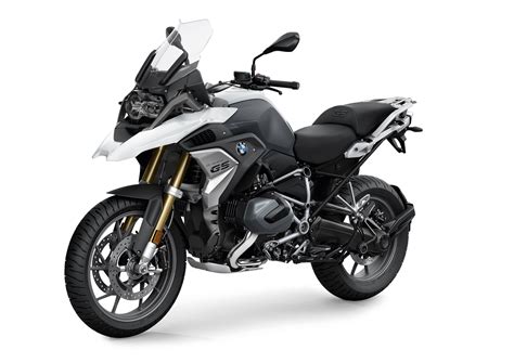 It is available in 3 colors in the indonesia. 2021 BMW R1250GS and R1250GS Adventure First Look ...