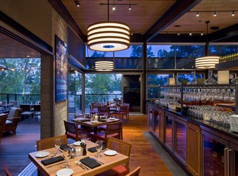 10 Best Waterfront Restaurants In Austin