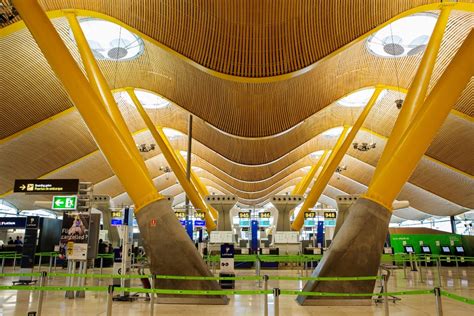 Cómo Llegar Al Aeropuerto De Madrid Desde Del Centro De La Ciudad