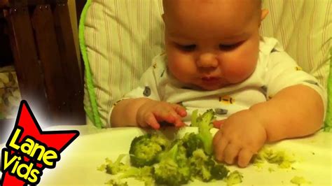 5 Month Old Eats Broccoli Day 4 Baby Led Weaning BLW YouTube