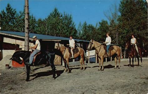 Horseback Riders At Springlake State Park Manito Il
