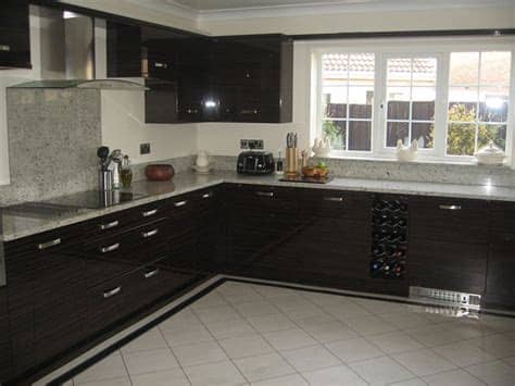 Open floor plan kitchen living room and white kashmir granite. Kitchen Design Kashmiri - Kitchens Design, Ideas And ...