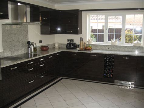 Camp kitchen, chuck box, field kitchen, what do you call it? Kashmir White Granite Countertops (Pictures, Cost, Pros ...
