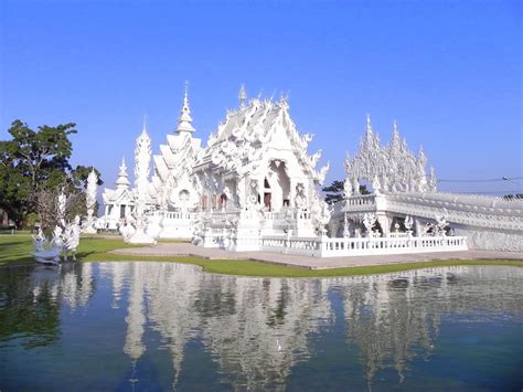 Un múltiple concepto que incluye terraza deli, bar y un restaurante con una visión única de la zona arqueológica del templo mayor, la espalda de la catedral metropolitana y la majestuosidad de los edificios del méxico colonial y moderno. TEMPLO BLANCO TAILANDIA Wat Rong Khun en CHIANG RAI ...