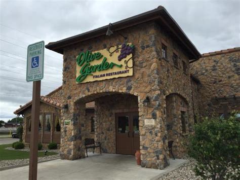 How far is the nearest olive garden. Olive Garden, Oshkosh - Menu, Prices & Restaurant Reviews ...