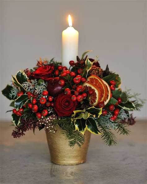 Pin By Payet Oliva On Luxury Decoration Christmas Flowers Christmas