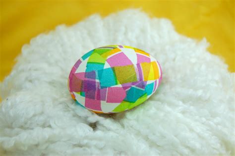 You'll need fill the saucepan half full with warm water. 5 Easy Easter Egg Decoration Ideas For the Whole Family ...